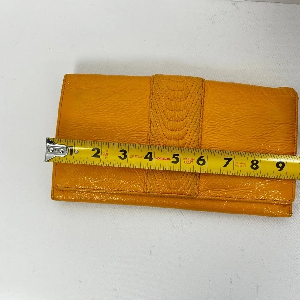 Hobo International Large Patent Leather Women's Clutch Wallet | Orange Y2k - Picture 14 of 15